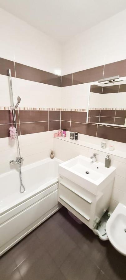 Apartment Azure *Close To The Beach Σπλιτ Εξωτερικό φωτογραφία