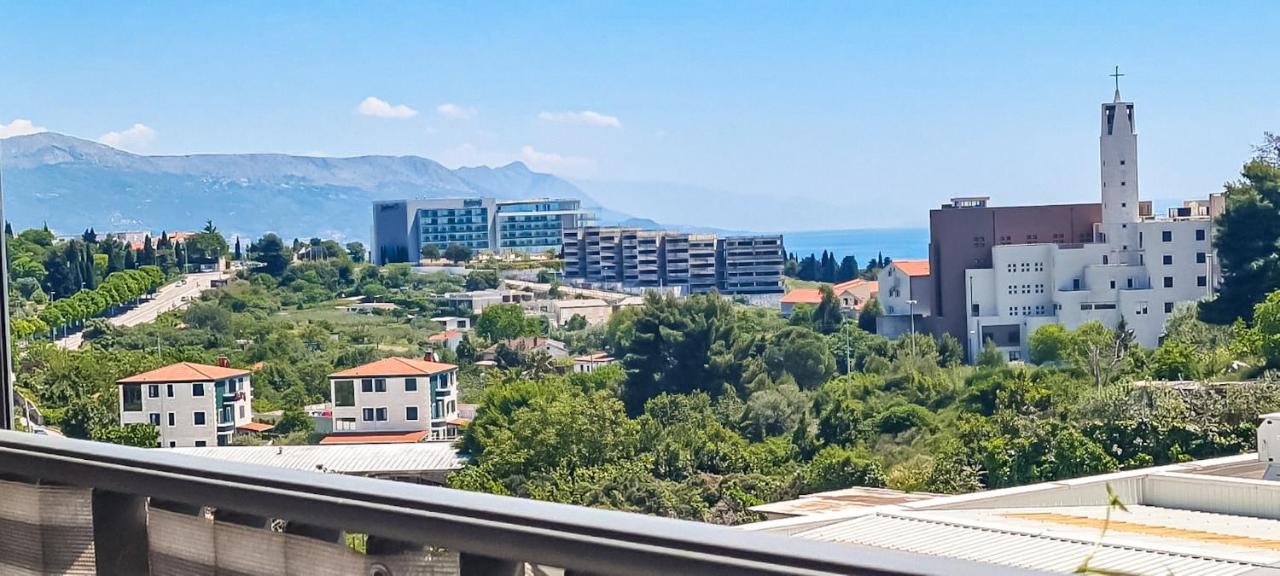 Apartment Azure *Close To The Beach Σπλιτ Εξωτερικό φωτογραφία